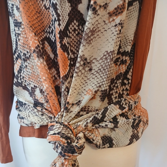 SHEIN Duster Hi Low Outter Wear Styled Look Snakeskin Orange Blk Sz L - Picture 10 of 13